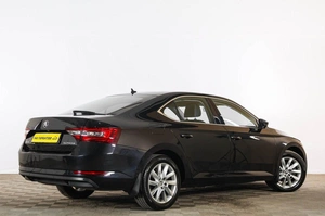 Лифтбек Skoda Superb 2017 года, 1949000 рублей, Тюмень