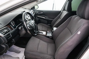 Седан Toyota Camry 2016 года, 1849000 рублей, Красноярск