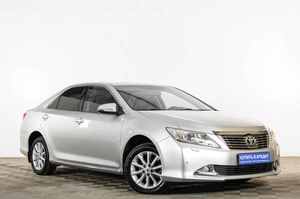 Седан Toyota Camry 2012 года, 1749000 рублей, Тюмень