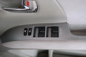 Минивэн Toyota Estima 2006 года, 1899000 рублей, Омск