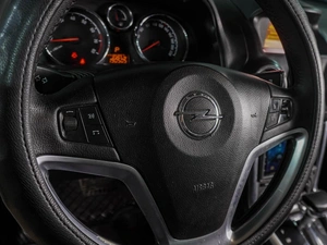 Внедорожник Opel Antara 2012 года, 840000 рублей, Воронеж