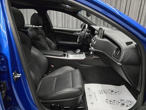 Лифтбек Kia Stinger 2018 года, 2599000 рублей, Красноярск