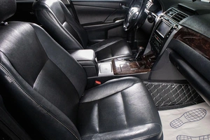Седан Toyota Camry 2014 года, 1779000 рублей, Сургут
