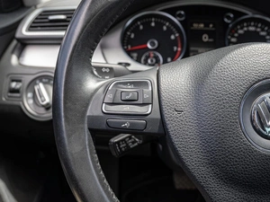 Седан Volkswagen Passat 2011 года, 1474000 рублей, Краснодар