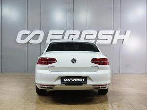 Седан Volkswagen Passat 2015 года, 1479000 рублей, Воронеж