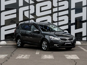 Универсал Kia Ceed 2011 года, 920000 рублей, Краснодар