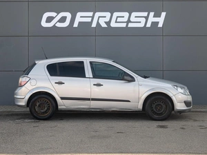 Хетчбэк Opel Astra 2004 года, 345000 рублей, Краснодар