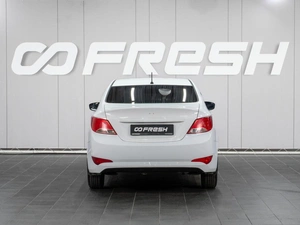 Седан Hyundai Solaris 2016 года, 999000 рублей, Сургут