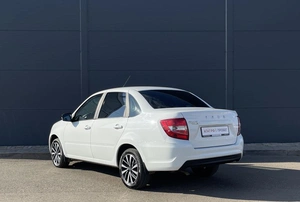 Седан ВАЗ (LADA) Granta 2023 года, 840000 рублей, Солонцы