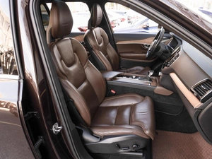Внедорожник Volvo XC90 2020 года, 4599000 рублей, Саратов