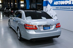 Седан Mercedes-benz E-класс 2009 года, 1658000 рублей, Солонцы
