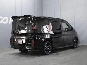 Минивэн Honda Stepwgn Spada 2015 года, 1830000 рублей, Омск