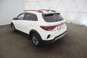 Хэтчбек Kia Rio 2021 года, 1825000 рублей, Орёл