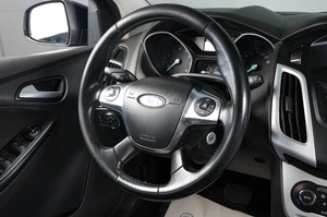 Универсал Ford Focus 2013 года, 999000 рублей, Тюмень