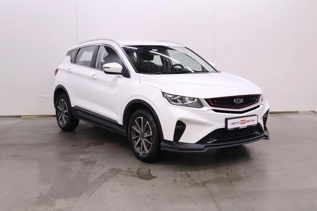 Внедорожник Geely Coolray 2023 года, 1695000 рублей, Брянск