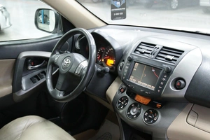 Внедорожник Toyota RAV4 2011 года, 1553000 рублей, Солонцы