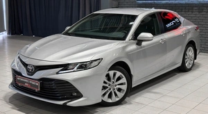 Седан Toyota Camry 2020 года, 2350000 рублей, Красноярск