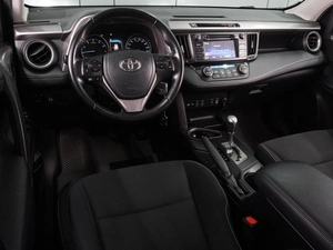 Внедорожник Toyota RAV4 2015 года, 1974000 рублей, Воронеж