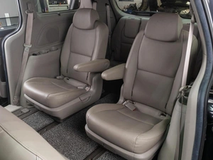 Минивэн Kia Carnival 2019 года, 3579000 рублей, Тюмень