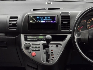 Минивэн Toyota Wish 2004 года, 750000 рублей, Красноярск
