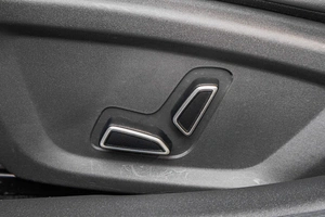 Лифтбек Changan UNI-V 2023 года, 2449000 рублей, Барнаул