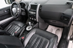 Внедорожник Nissan X-Trail 2012 года, 1649000 рублей, Красноярск