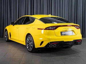 Лифтбек Kia Stinger 2018 года, 2930000 рублей, Волгоград