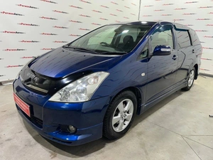 Минивэн Toyota Wish 2005 года, 765000 рублей, Красноярск