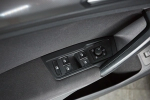 Внедорожник Volkswagen Tiguan 2019 года, 2457000 рублей, Красноярск