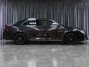 Седан Toyota Camry 2013 года, 1719000 рублей, Тюмень