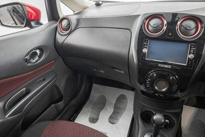 Хетчбэк Nissan Note 2015 года, 969000 рублей, Барнаул