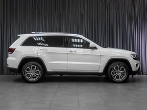 Внедорожник Jeep Grand Cherokee 2014 года, 2189000 рублей, Тюмень