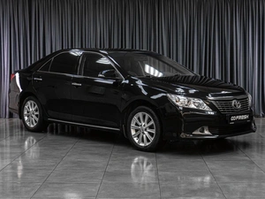 Седан Toyota Camry 2014 года, 1799000 рублей, Тюмень