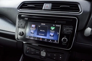 Хетчбэк Nissan Leaf 2018 года, 1890000 рублей, Ульяновск