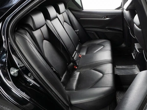 Седан Toyota Camry 2019 года, 2349000 рублей, Тюмень