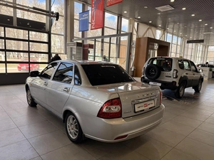 Седан ВАЗ (LADA) Priora 2018 года, 670000 рублей, Орёл