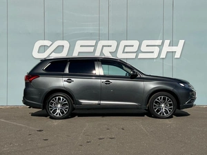 Внедорожник Mitsubishi Outlander 2017 года, 1950000 рублей, Ижевск