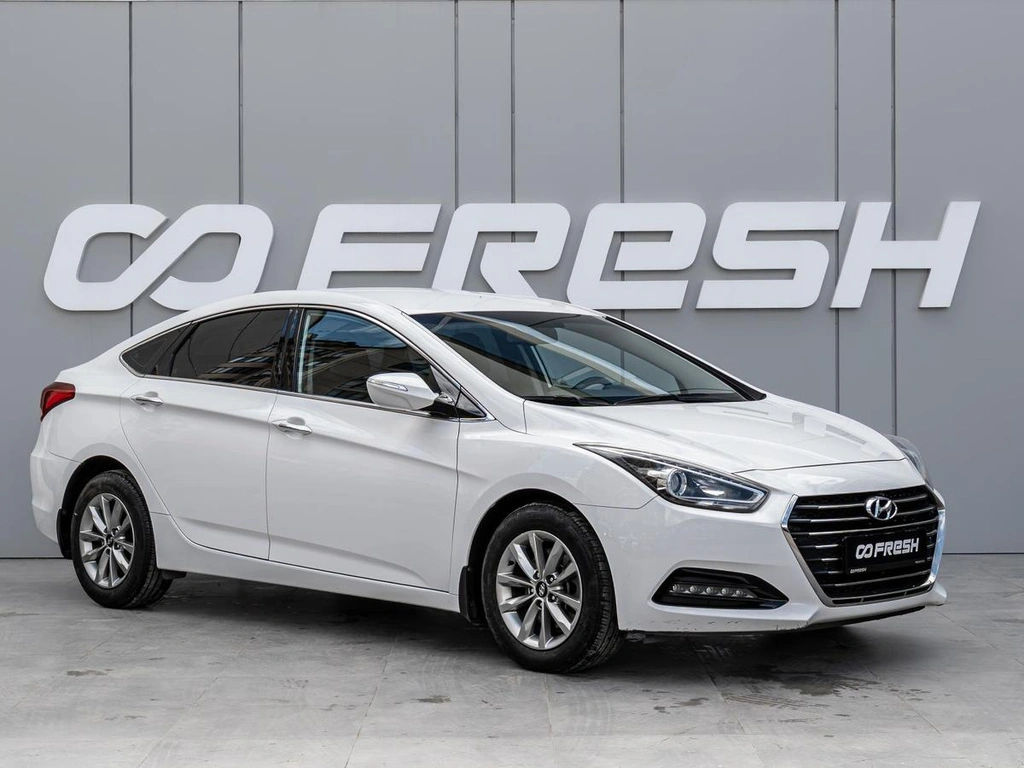 Седан Hyundai i40 2015 года, 1330000 рублей, Краснодар