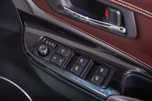 Внедорожник Toyota Harrier 2019 года, 2979000 рублей, Томск