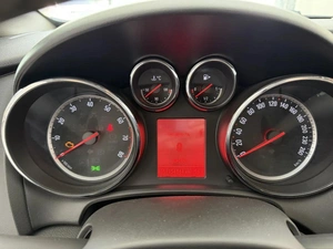 Хэтчбек Opel Astra 2011 года, 690000 рублей, Смоленск