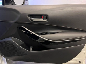 Универсал Toyota Corolla 2019 года, 1999000 рублей, Красноярск