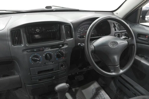 Универсал Toyota Probox 2013 года, 749000 рублей, Новокузнецк