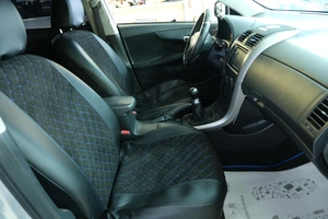 Седан Toyota Corolla 2007 года, 809000 рублей, Омск