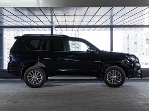 Внедорожник Toyota Land Cruiser Prado 2018 года, 5350000 рублей, Санкт-Петербург