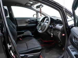 Минивэн Toyota Wish 2012 года, 1430000 рублей, Красноярск