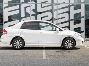 Седан Nissan Tiida 2013 года, 800000 рублей, Краснодар