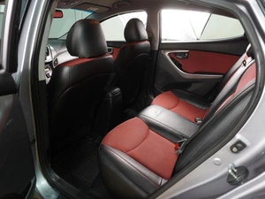 Седан Hyundai Elantra 2012 года, 1169000 рублей, Воронеж