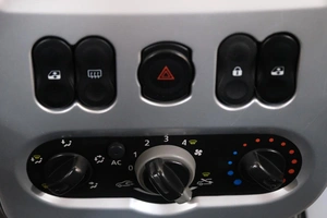 Хетчбэк Renault Sandero 2011 года, 599000 рублей, Омск