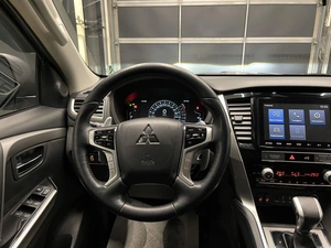 Внедорожник Mitsubishi Pajero Sport 2021 года, 4500000 рублей, Красноярск