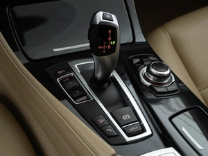 Седан BMW 5 серия 2013 года, 2132444 рублей, Москва